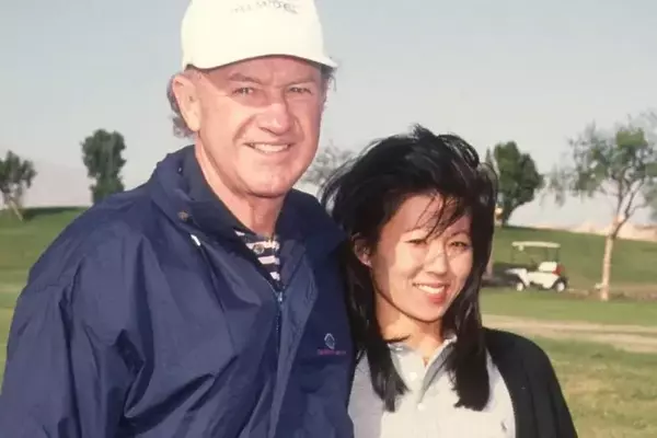 Gene Hackman e Betsy Arakawa deixaram dívidas de milhares