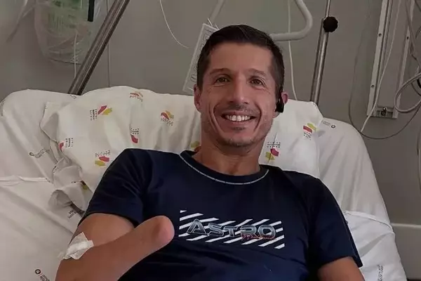 Paulo Azevedo recebe 'onda' de carinho após ser internado