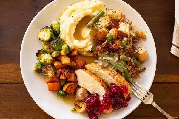 Smart Strategies for a Stress-Free Thanksgiving Feast