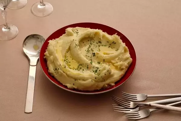 The Undisputed Reign of Russet Potatoes in Mashed Potato Perfection