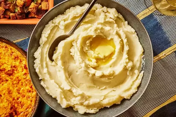 8 Essential Thanksgiving Dishes for Intimate Gatherings