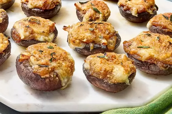 13 French Onion Recipes to Make This Fall