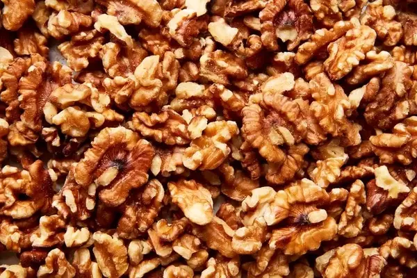 A Guide to 13 Delicious Nut Varieties and Their Culinary Uses