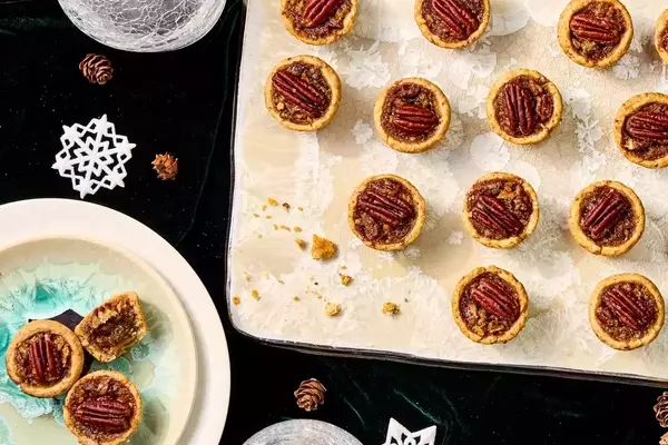 Pecan Tassies: A Holiday Dessert Masterpiece