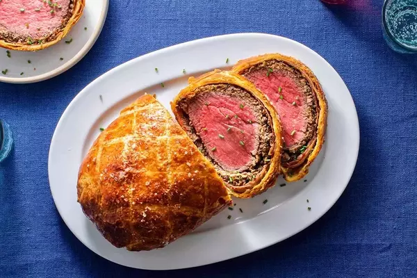 Unforgettable Holiday Roasts: A Culinary Journey of Festive Feasts
