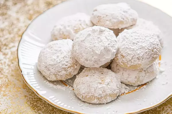 The Quest for the Ultimate Snowball Cookie