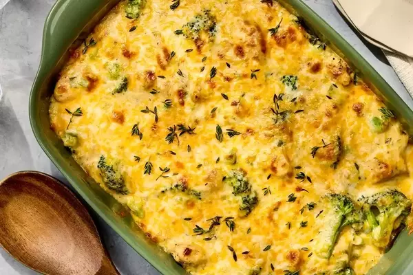 Wholesome Chicken, Broccoli & Quinoa Bake: A Comfort Food Revitalization