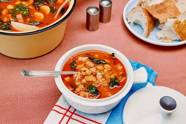Culinary Creations: A Collection of Editors' Favorite Recipes
