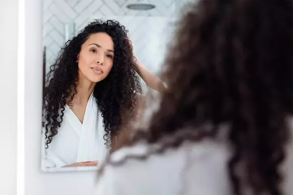 The All-in-One Hair Solution: Mielle Organics Kalahari & Aloe Vera Leave-In Conditioner Spray