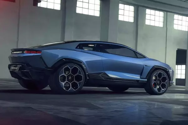 Lamborghini Halts Full EV Plans, Prioritizes Hybrids Amidst Low Demand