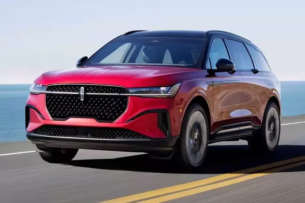 Lincoln's Potential Bronco-Based Off-Roader Explored