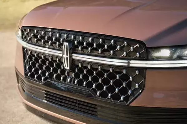 Lincoln to Launch a Luxury Off-Road SUV Based on Ford Bronco
