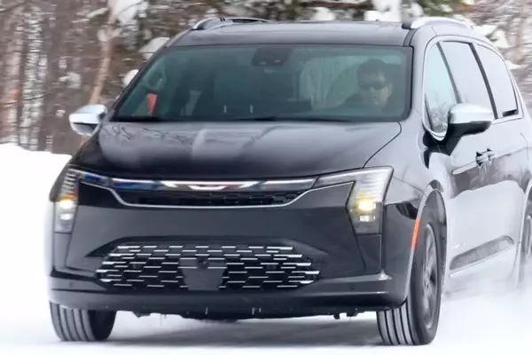 First Look: 2027 Chrysler Pacifica Facelift Unveiled