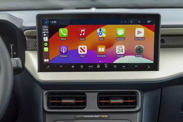 The Automotive Industry's Billion-Dollar Shift: Why Automakers Are Ditching CarPlay and Android Auto