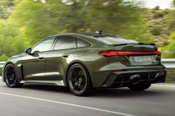 Audi RS5 Retains V6, Dismisses Four-Cylinder and Mild Hybrid Options