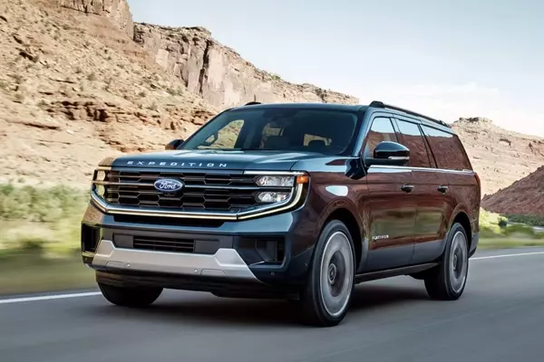 Ford's February 2026 Sales: Large SUVs Shine Amidst Overall Decline
