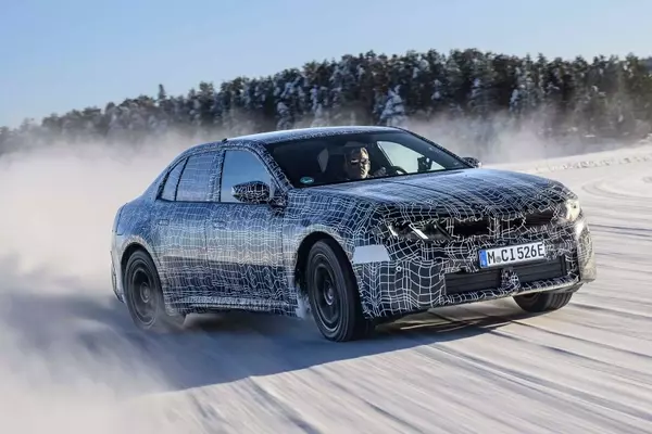 BMW i3 50 xDrive Prototype: Testing on Ice in Arjeplog, Sweden