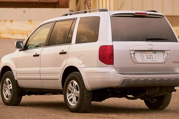 A Closer Look at the 2003 Honda Pilot EX