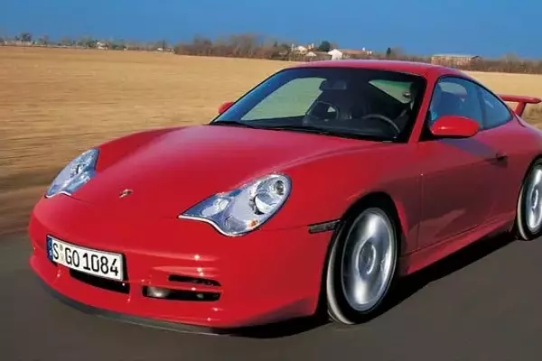 The Ultimate Driving Machine: Unveiling the 2004 Porsche 911 GT3