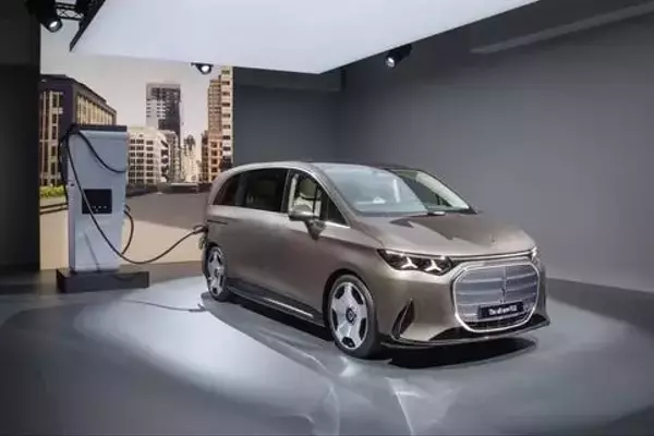 2028 Mercedes-Benz VLE-Class: A Glimpse into Luxury Electric Minivans