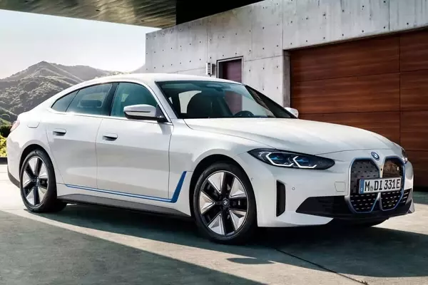 BMW i4 Nears End of Production as i3 Takes the Helm