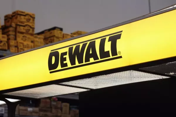 DeWalt's 50-Piece Mechanics Tool Set: A Compact Essential for Every Garage