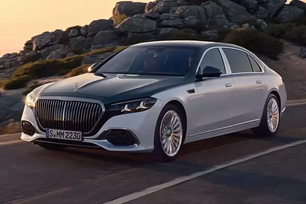 The Refined Grandeur of the 2027 Mercedes-Maybach S-Class