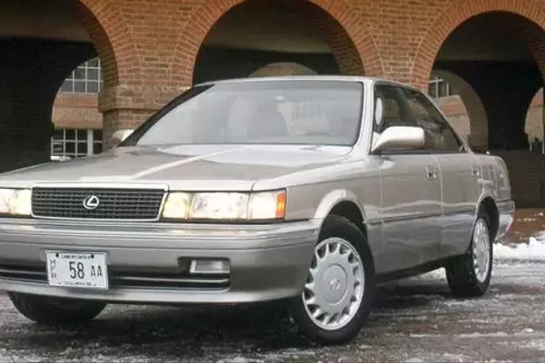 A Look Back at the 1990 Lexus ES250