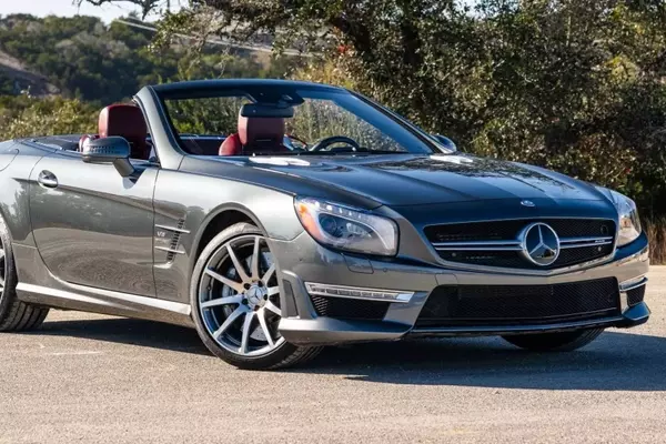 2015 Mercedes-AMG SL63 with Low Mileage Hits the Market at a Competitive Price