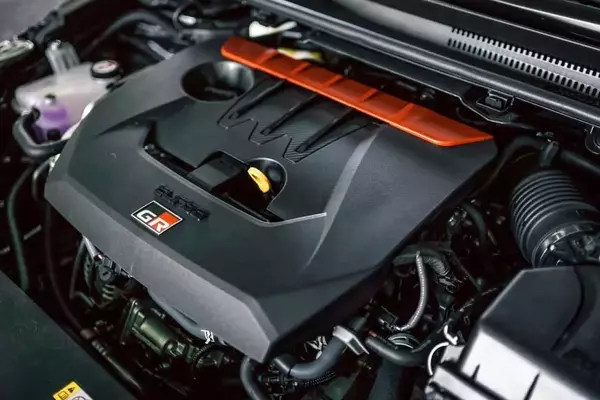 Toyota Advocates for Continued Gasoline Car Production Amidst Global EV Transition