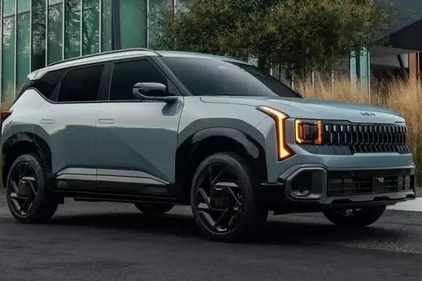 Kia Unveils 2027 Seltos with Telluride-Inspired Design and Multiple Powertrain Options
