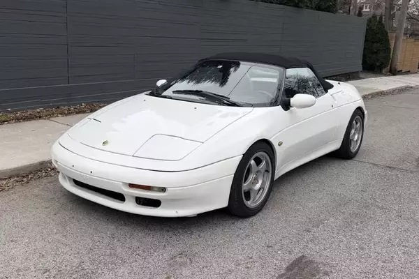 The Kia Vigato: A Rare Roadster with a Lotus Soul