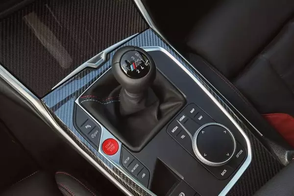 BMW's Commitment to Manual Transmissions Amidst Evolving Automotive Landscape
