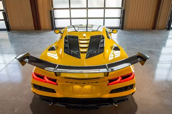 Chevrolet Halts Corvette Sales Over Stealthy Software Flaw
