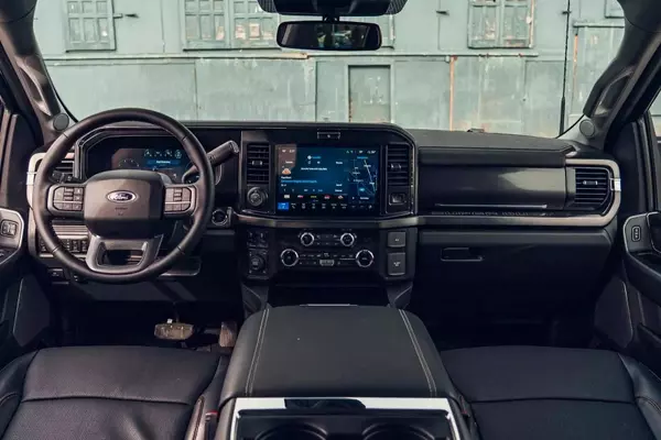 2026 Ford F-250 Super Duty Lariat: A Peek Inside the Luxurious Workhorse