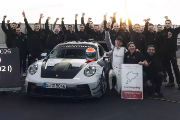 Porsche 911 GT3 RS with Manthey Kit Dominates Nürburgring, Outperforms High-Powered Rivals