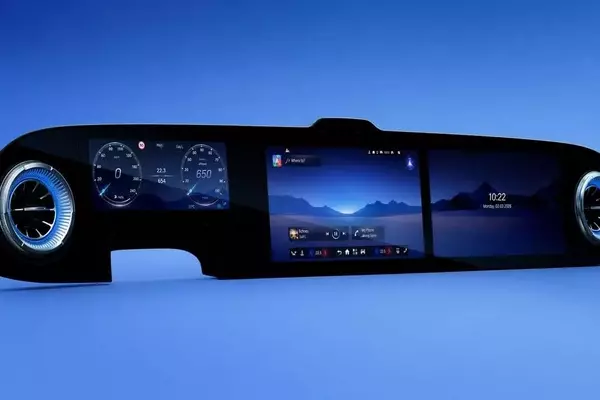 2027 Mercedes C-Class EV: Three Screens as Standard