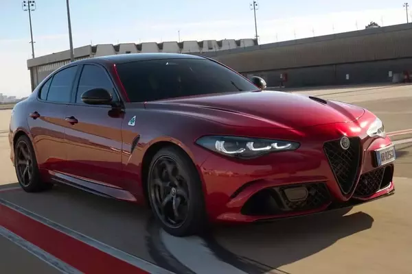Alfa Romeo's Electrification Strategy: Balancing EVs and Hybrids