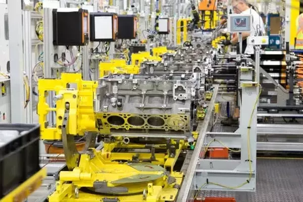 GM's Major Investment in V-8 Engine Production