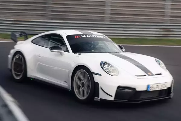 Porsche 911 GT3 Manthey Achieves New Nürburgring Record
