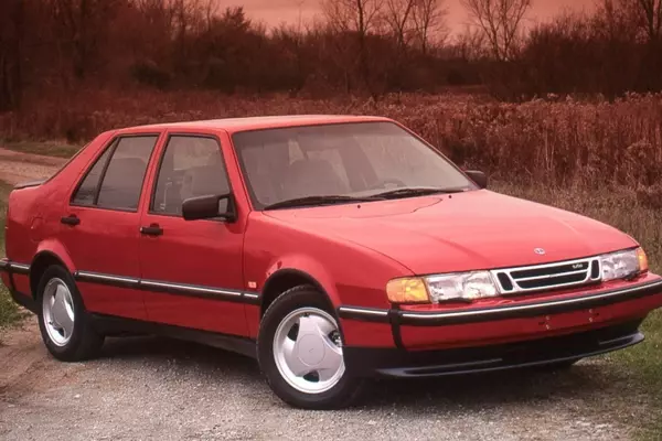 The 1993 Saab 9000CS Turbo: A Surprisingly Affordable Performer