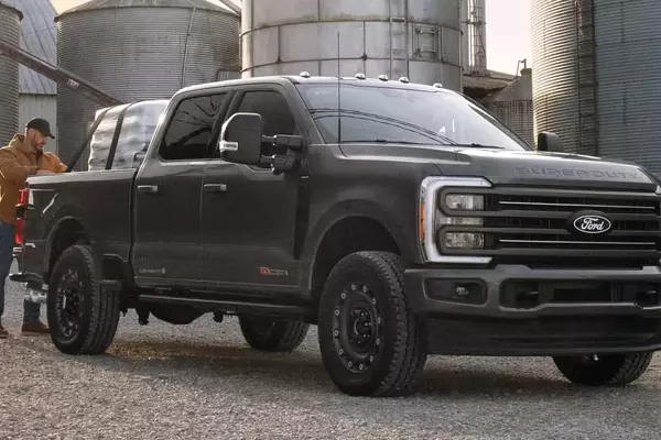 Ford Super Duty Gains Larger V8 as Standard, Streamlined Engine Lineup