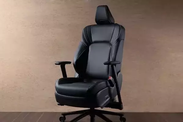 Toyota Unveils Luxurious Crown Seat Desk Chair for the Elite Office