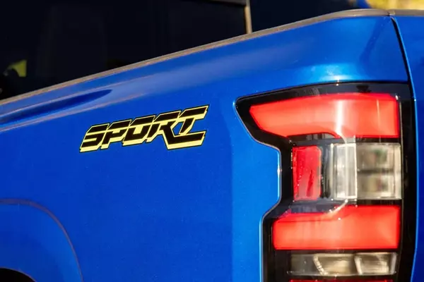 2027 Nissan Frontier Sport Edition: Bridging the Gap Between Comfort and Capability