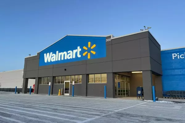 Walmart Offers Significant Discount on Powerful Rechargeable LED Pen Flashlights