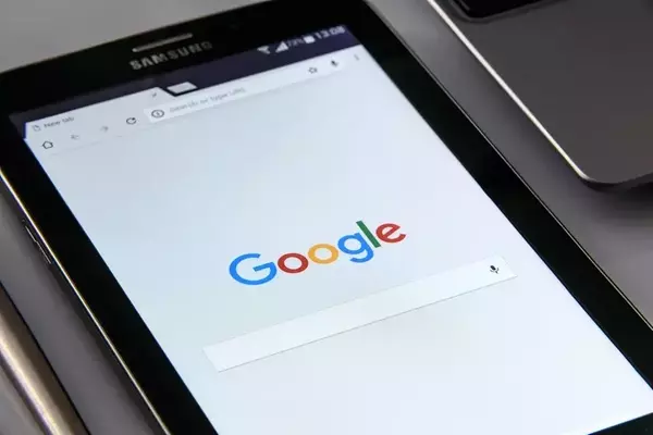 Alphabet's Strategic AI Alliance with Google Cloud and HSBC