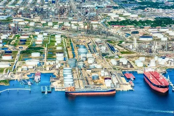 Energy Stock Resilience: Cheniere Energy's Outlook Amidst Market Shifts