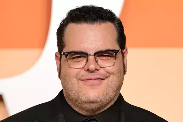 Josh Gad Joins All-Star Cast of 'Ocean's' Prequel