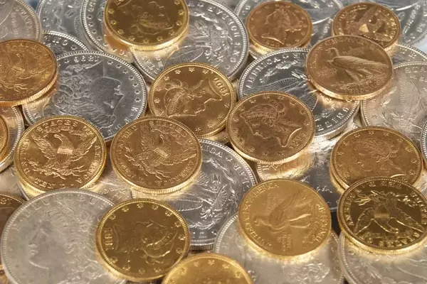 Rosland Capital Files for Chapter 11 Amid Gold Price Surge