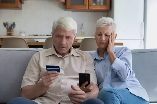 Navigating Retirement Without Savings: A Family's Financial Predicament
